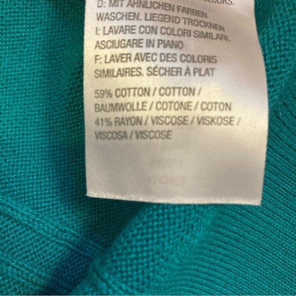 Ladies H by Halston Emerald Green V-Neck Sweater - Picture 3 of 3